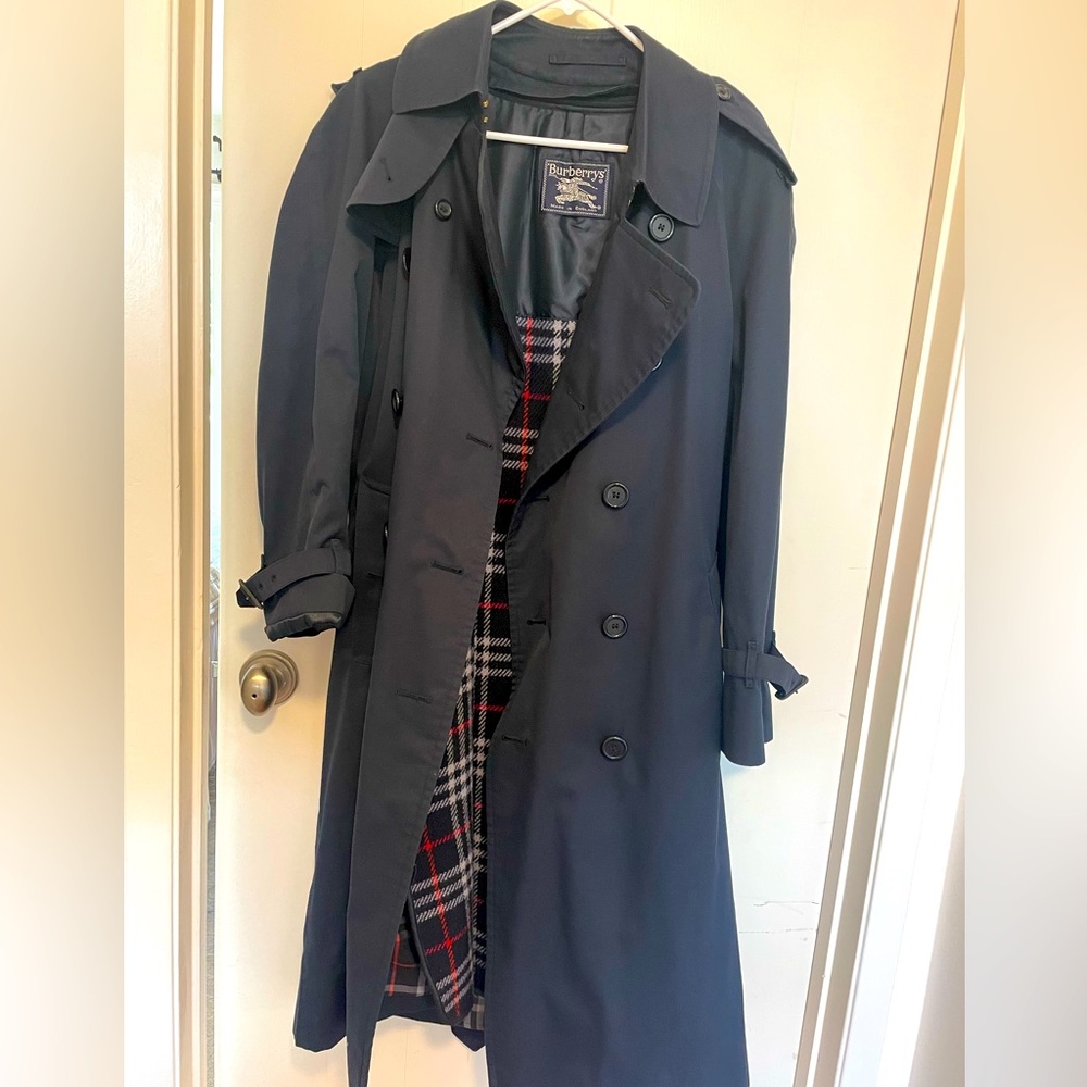 Vintage Burberry Trench Coat in Navy